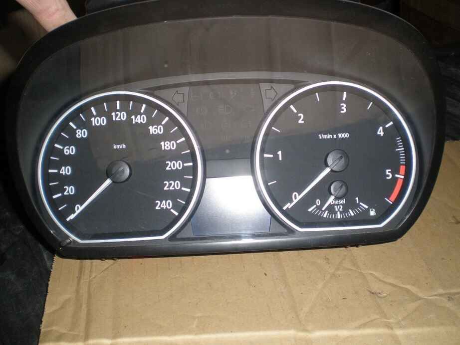 Quadrante / painel de instrumentos BMW 1 (E81)