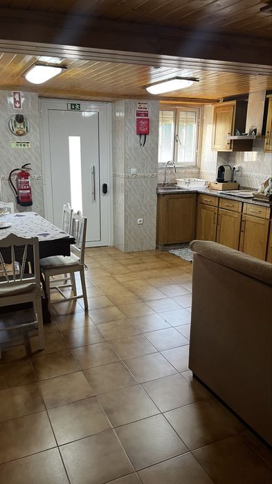 Vivenda T4 para venda Pomares/Arganil