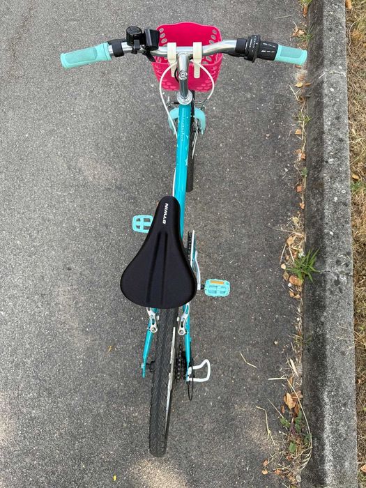 Bicicleta BTWIN criança – excelente estado, com cesto frontal