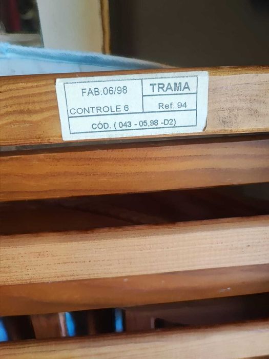 Berço Infantil de Madeira Maciça