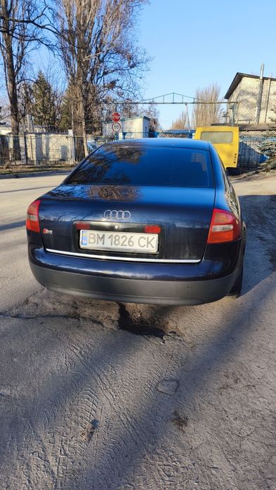 Автомобіль Audi A6
