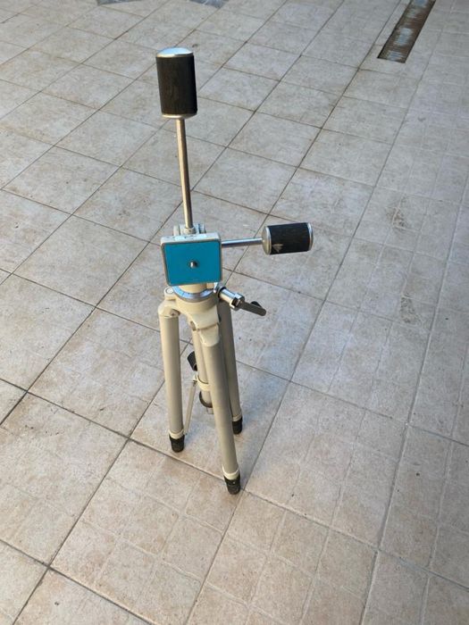 Tripod Working Properly64740117671298122