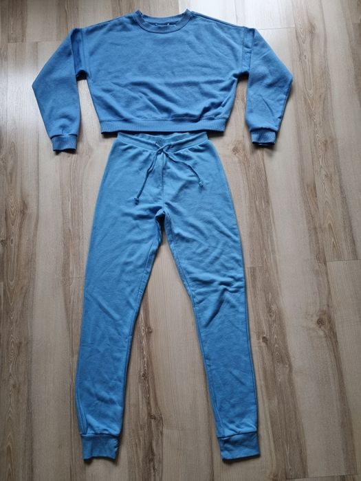 *Przepiękny*Niebieściutki dresik rozm.XXS Primark,Sinsay