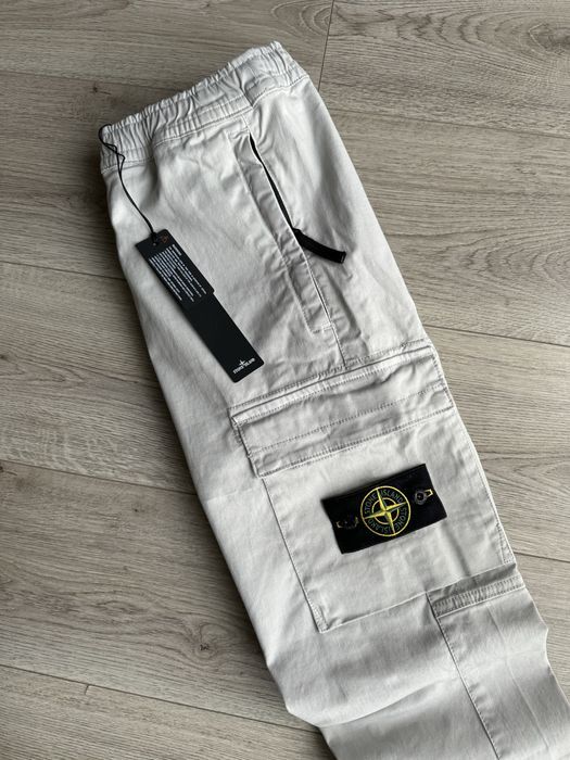 Штани карго Stone Island