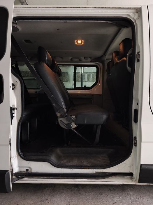 Nissan Primaster 9 lugares