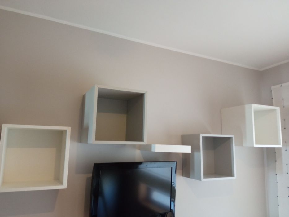 Conjunto cubos e estante IKEA