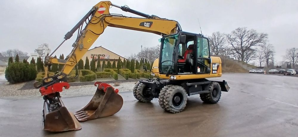 Caterpillar M313d