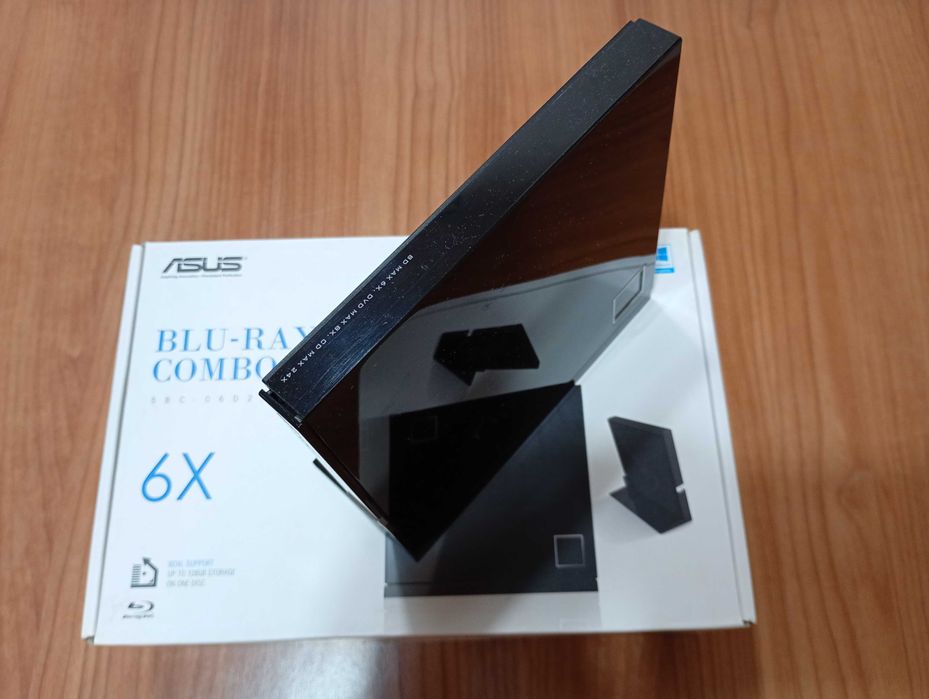 Gravador de Blu Ray da Asus, modelo SBC-06D2X-U