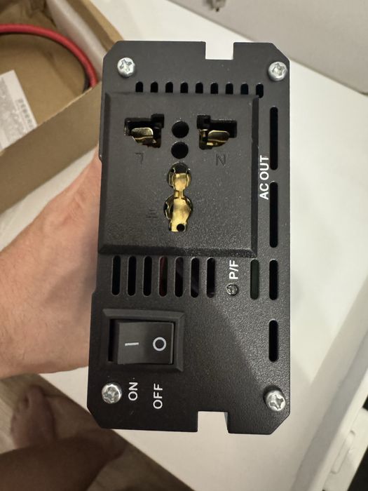 Інвектор чистий сінус  12v на 220v Tataliken 3000W