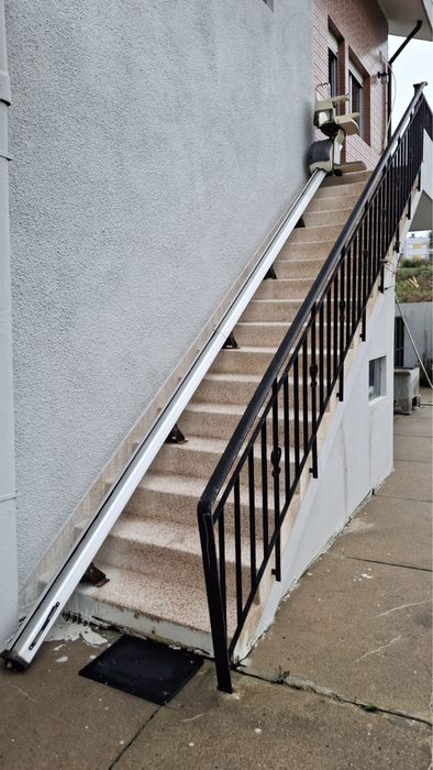 Cadeira Elevatória Exterior ThyssenKrupp 6,55m