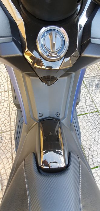 Kymco ak 550 maxi-scooter