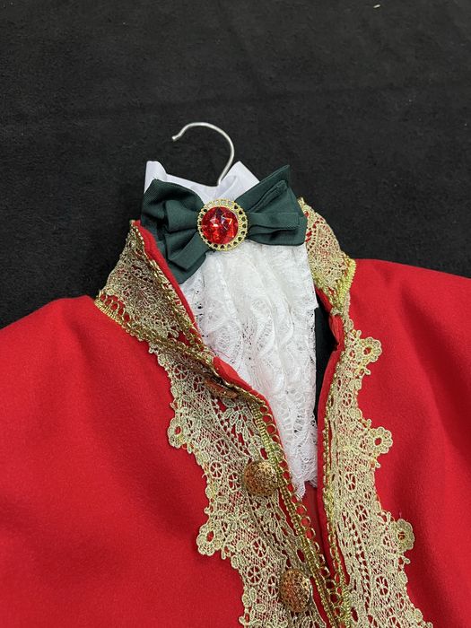 Vendo Fatos Cosplay Antigos