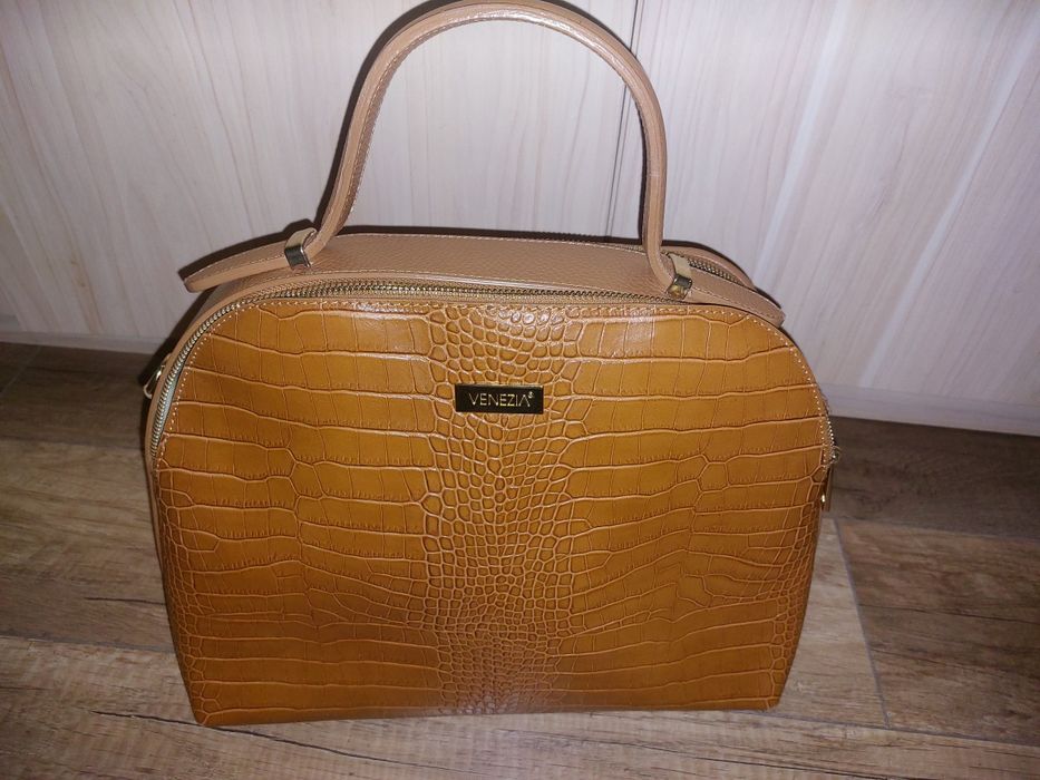 Brązowy camel kuferek VENEZIA torba skóra naturalna