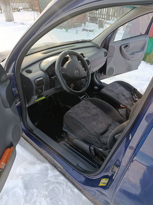 Авто Опель комбо