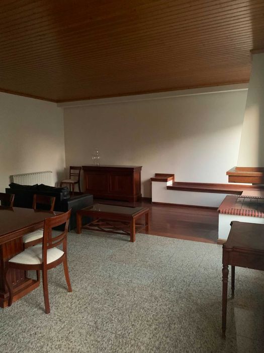 Casa para arrendar em Pedras Salgadas