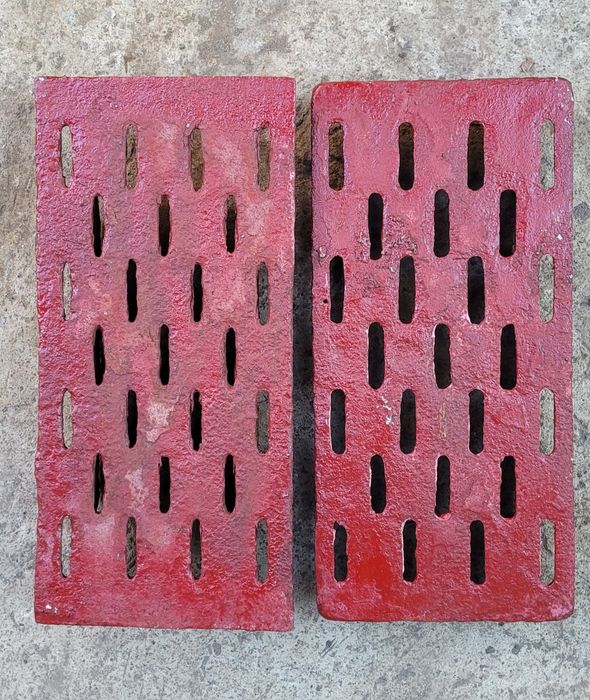 Решітка дренажна.Дощоприймач.Чавунний..Колосник.