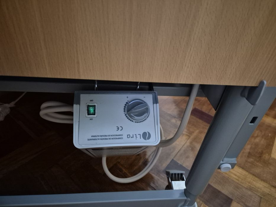 Cama articulada hospitalar