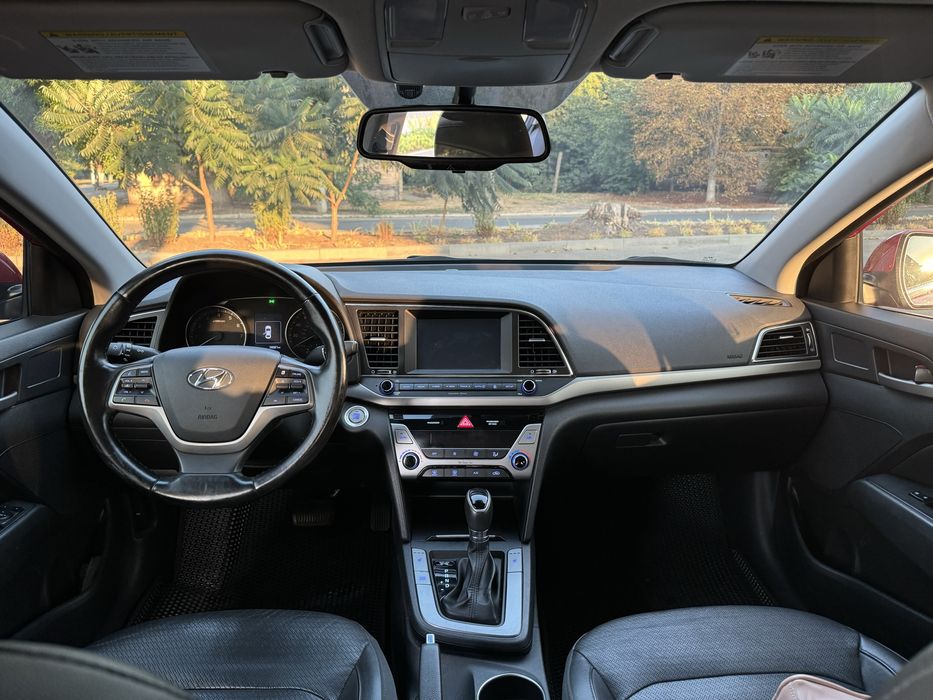 Hyundai Elantra AD (Limited) 2016