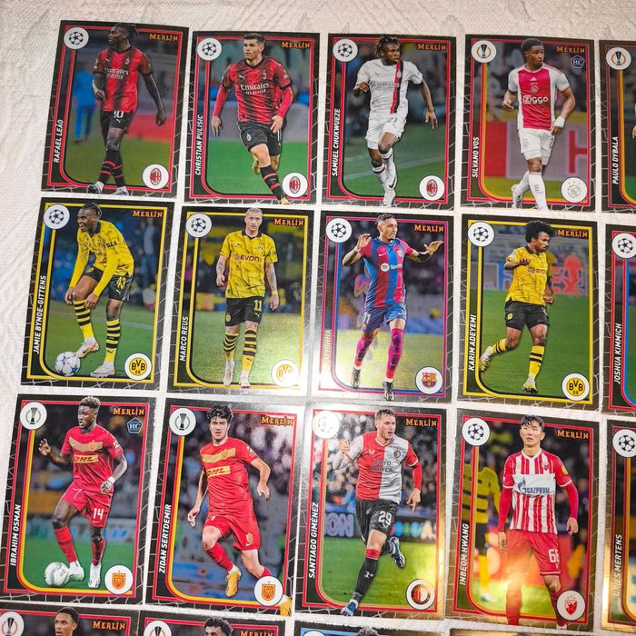 47 Cartas Topps Merlin 2024