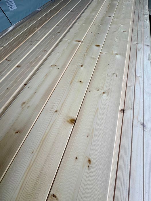 Podbitka 14x121 Świerk skandynawski Szalówka Deska elewacyjna boazeria