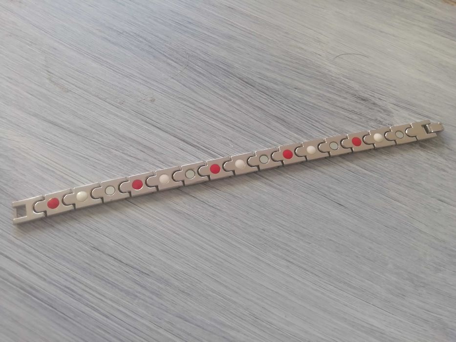Pulseira Equilíbrio (Nova) cinzenta e dourada