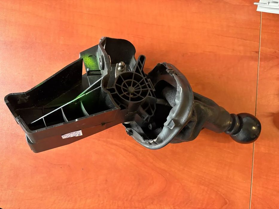 DŹWIGNIA ZMIANY BIEGÓW CITROEN JUMPY 3651844 14011775A