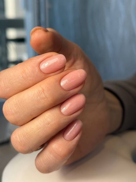 Шукаємо модель на манікюр,  педикюр,  нарощування