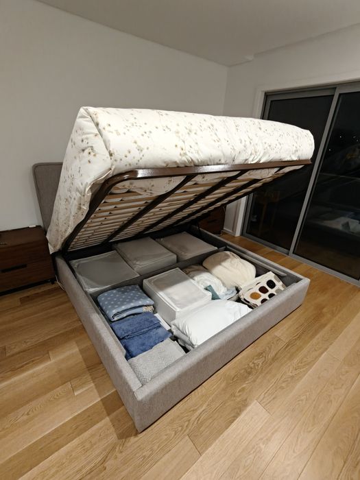 Cama de Casal com Arrumação (180x200cm)