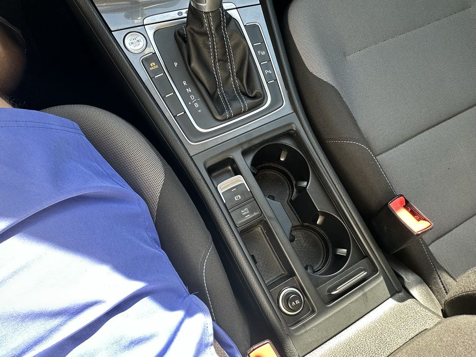 Volkswagen e-Golf 2015