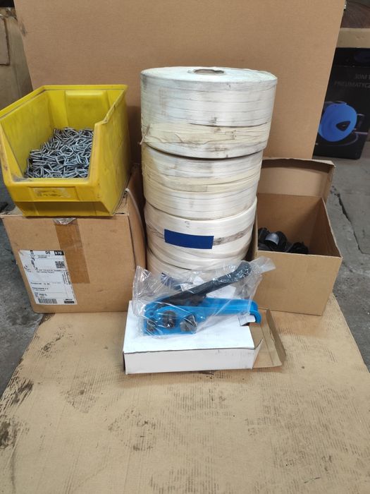 Zestaw do spinania palet