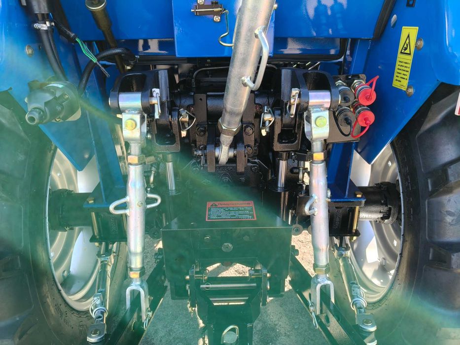 Мінітрактор трактор ДонгФенг404G2 Dongfeng 404G2