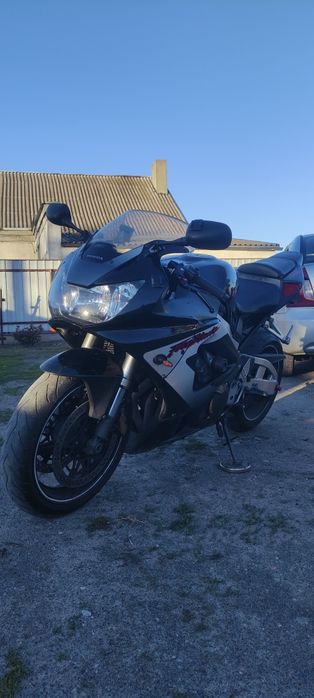 Продам HONDA FireBlade