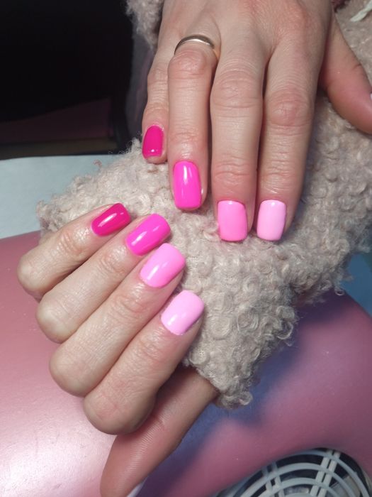 Манікюр педикюр з покриттям гель лаку