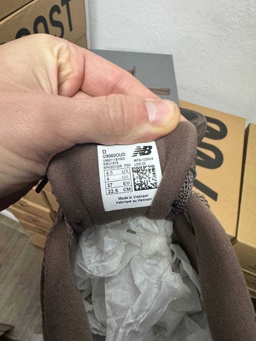 Кроссовки New Balance 9060 brown  Нью Беленс 9060 коричневые 37 38 39