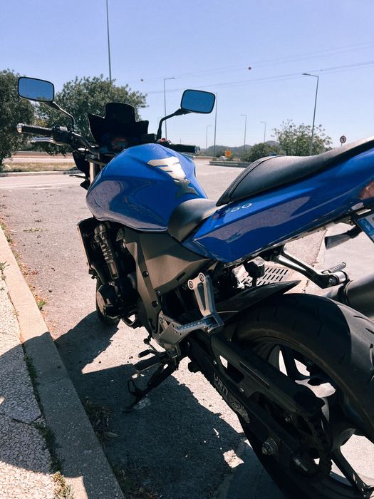 Kawasaki z 750 cc