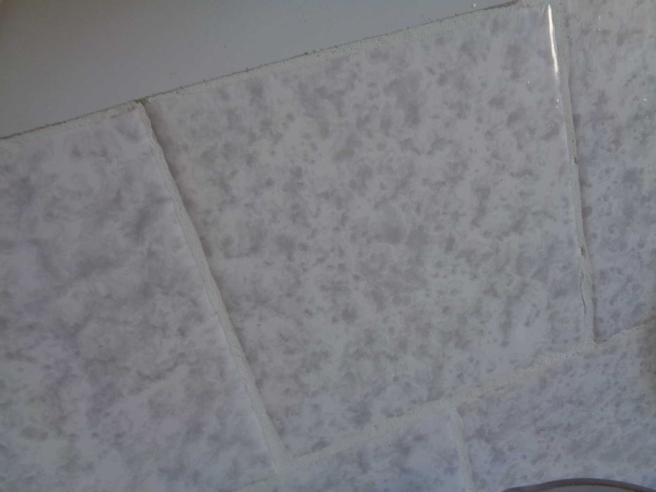 кахель імп нов срср 15*15см 2 ящ=2 кв.метра