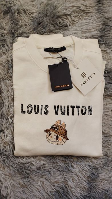 Bluza unisex Louis Vuitton Labubu.