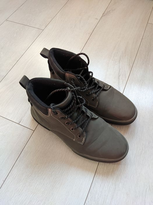 Buty chłopięce / męskie r. 40