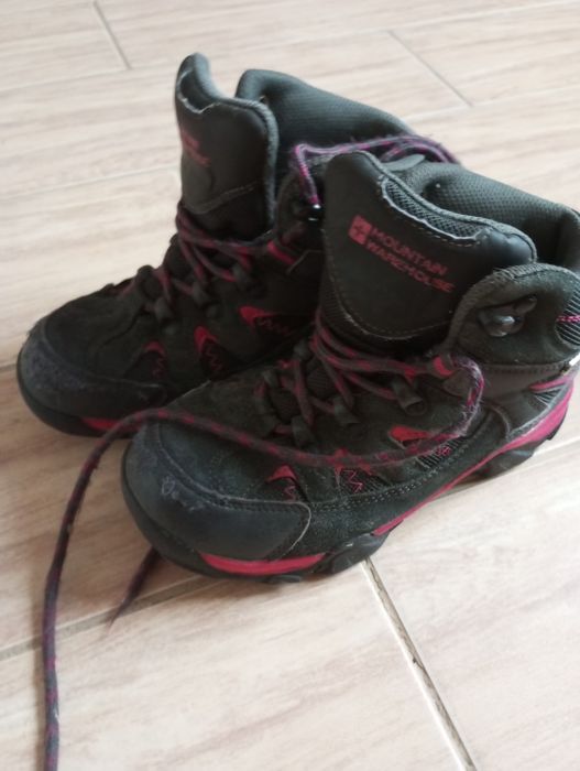 Продам набор обуви