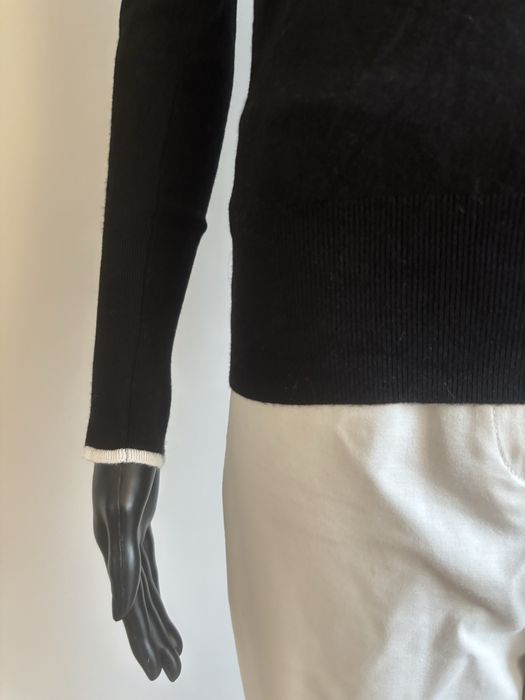 klasyczny elegancki czarny sweter sweterek Zara M Basic dopasowany