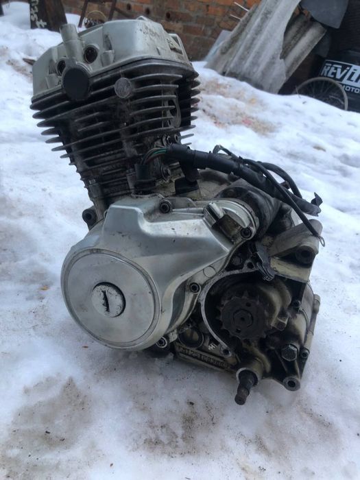 Двигун Зонгшен 125 в хорошому стані