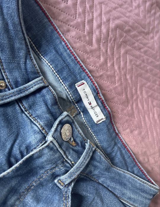 Tommy hilfiger spodnie w26L30