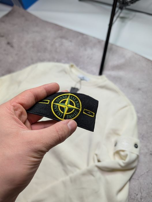 2 патчі  Світшот Stone Island кремовий XS,S