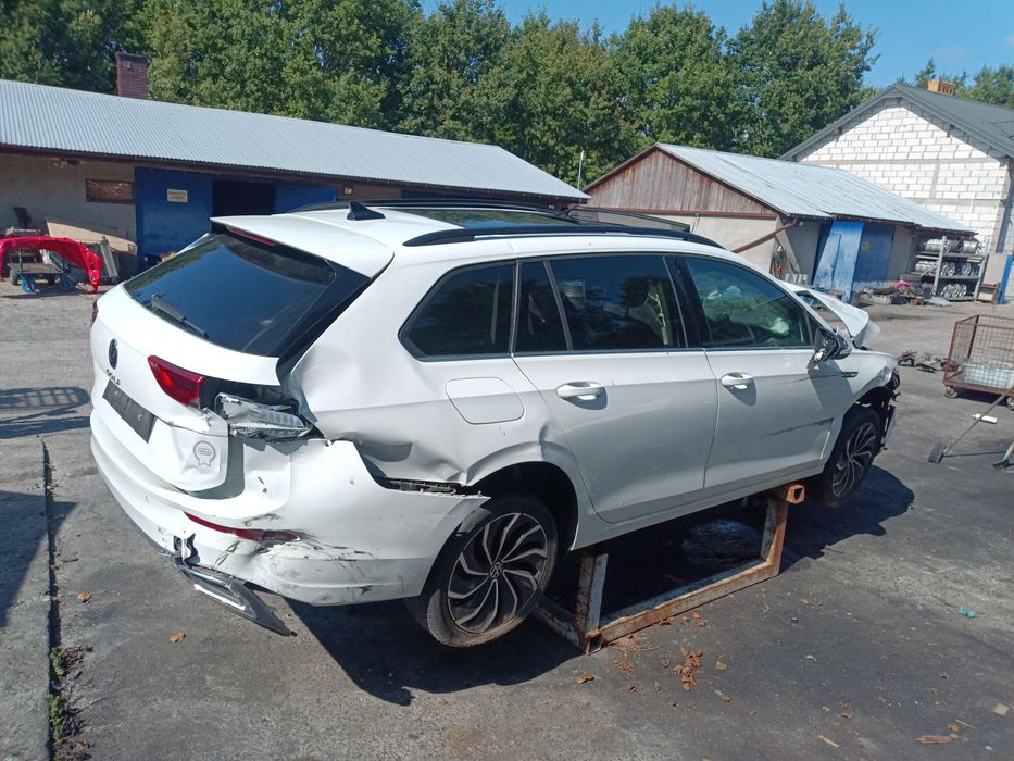 VW Golf VIII 2021r 2.0TDI 150KM Na części Wysyłka