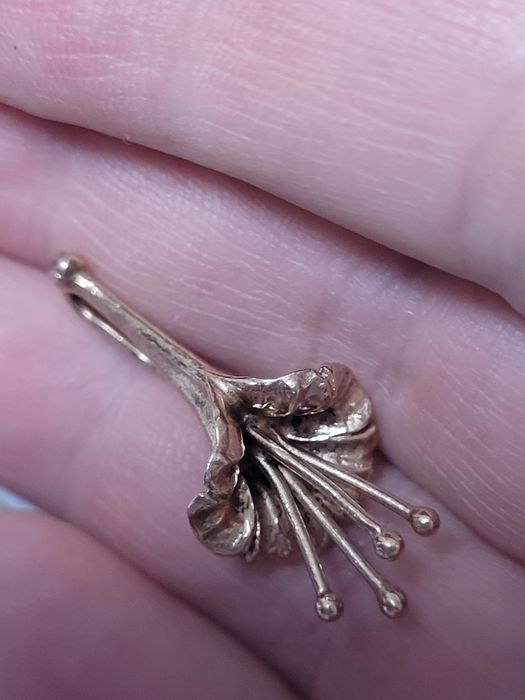 Кулон кувшинка серебро 925 пробы в позолоте