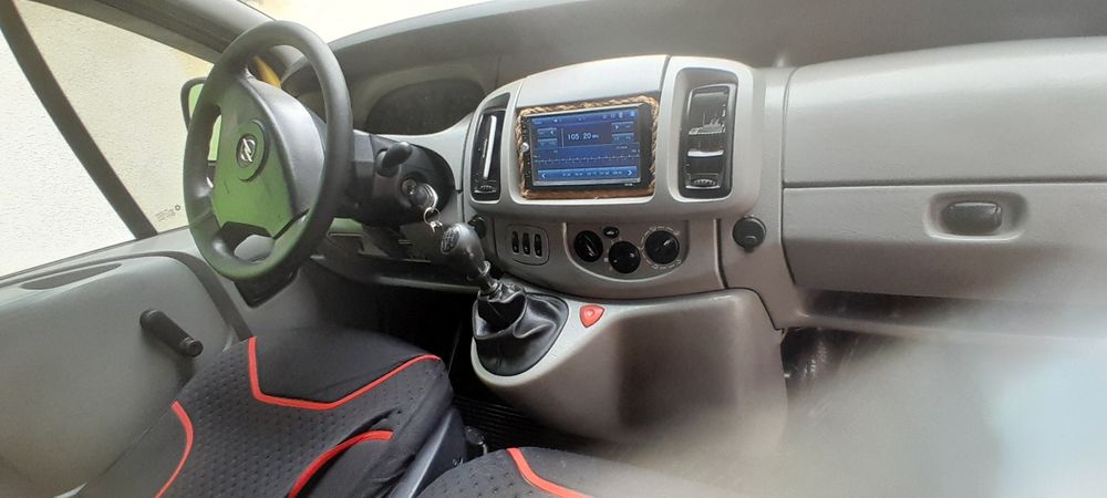 Опель віваро 1.9