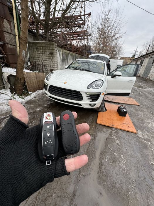 Автоключі Porsche Cayenne,Macan,Panamera Програмування