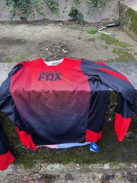 Botas TCX Pro mais equipamento Fox para enduro ou motocross.