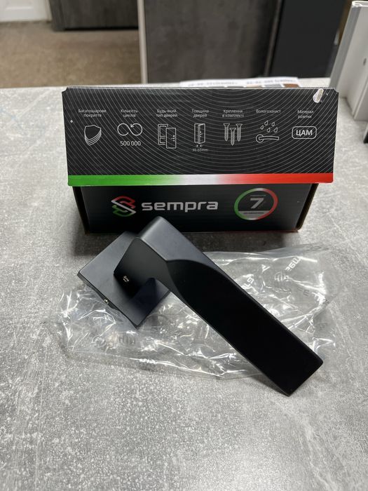 Ручки дверні Фурнітура є опт безкоштовна доставка від 5 штук