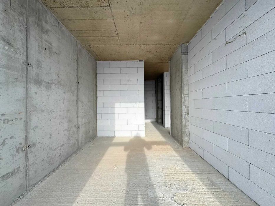 1-кім з крутим плануванням біля озера